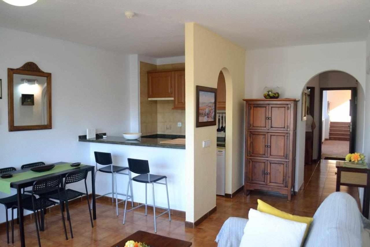 Apartamento 251 Con Vistas Al Mar Y A La Piscina San Miguel de Abona Ngoại thất bức ảnh